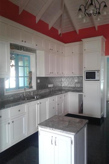 Livingroom/ kitchen area